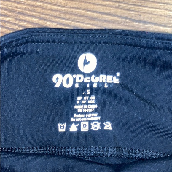 90 degree leggings - Picture 2 of 3